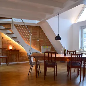  Apartment Wunderschöne Helle Wohnung, 10 Min Zum Zentrum