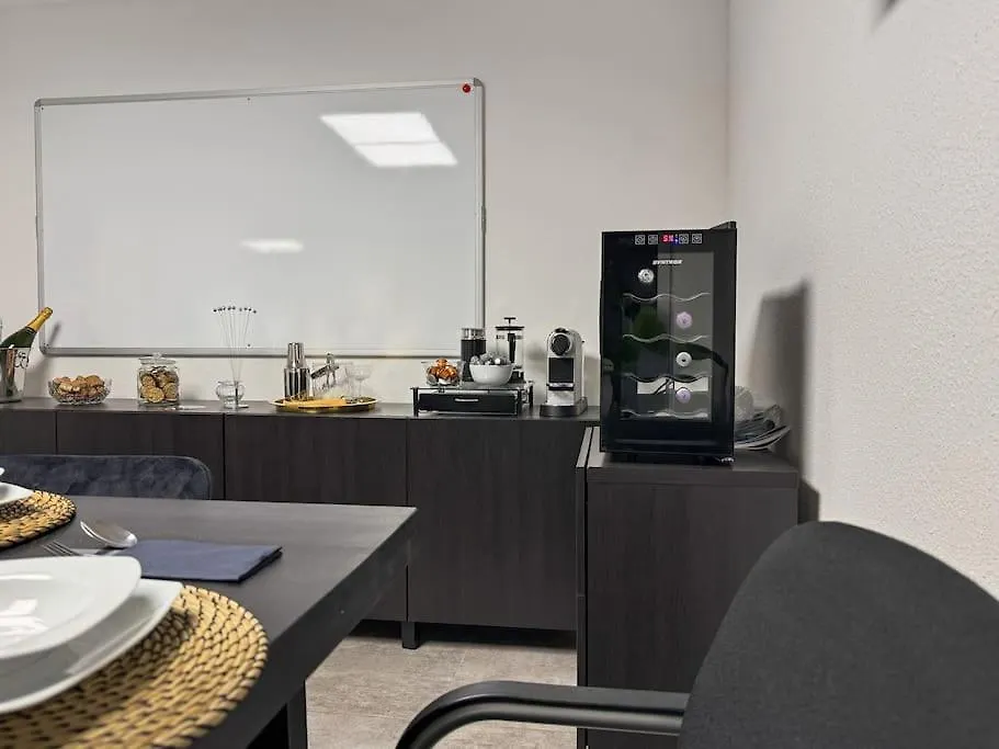 Event- & Komfortzone Fuer Gruppen In Stuttgart Apartment